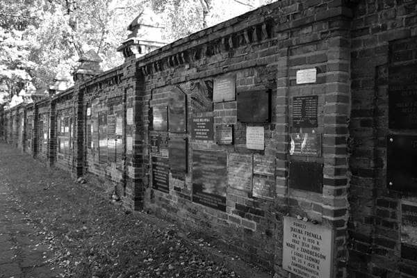 Friedhofsmauer Gedenktafeln Jüdischer Friedhof Łódź
