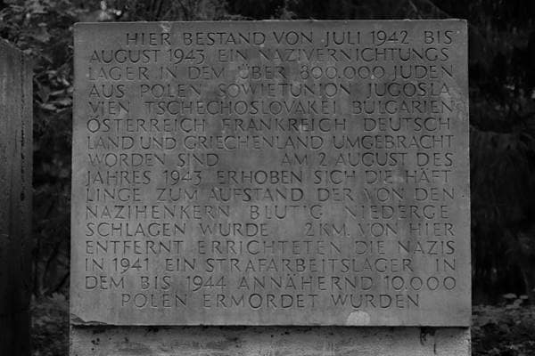 Gedenkstein am Eingang des Vernichtungslagers Treblinka II