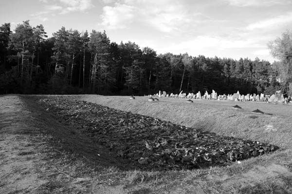Ort der Leichenverbrennungen im Vernichtungslager Treblinka II