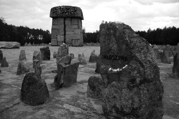 Denkmal zur Erinnerung an die Opfer des Vernichtungslagers Treblinka II